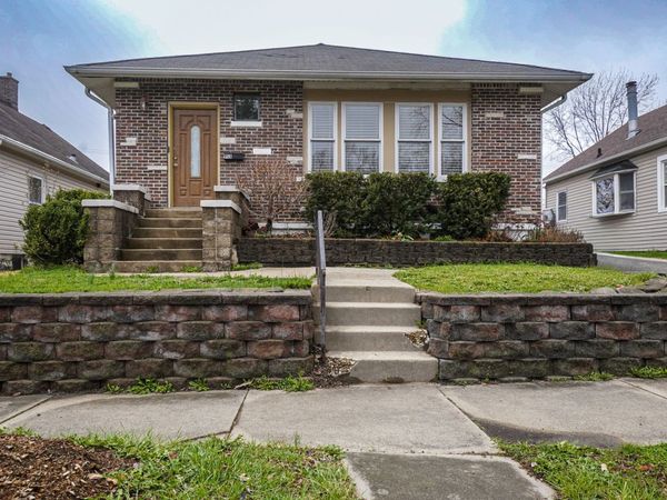 913 OAKLAND Avenue , Joliet, IL 60435