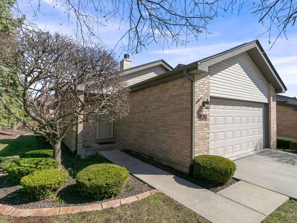 15625 Shenandoah Drive , Unit 15625, Orland Park, IL 60467