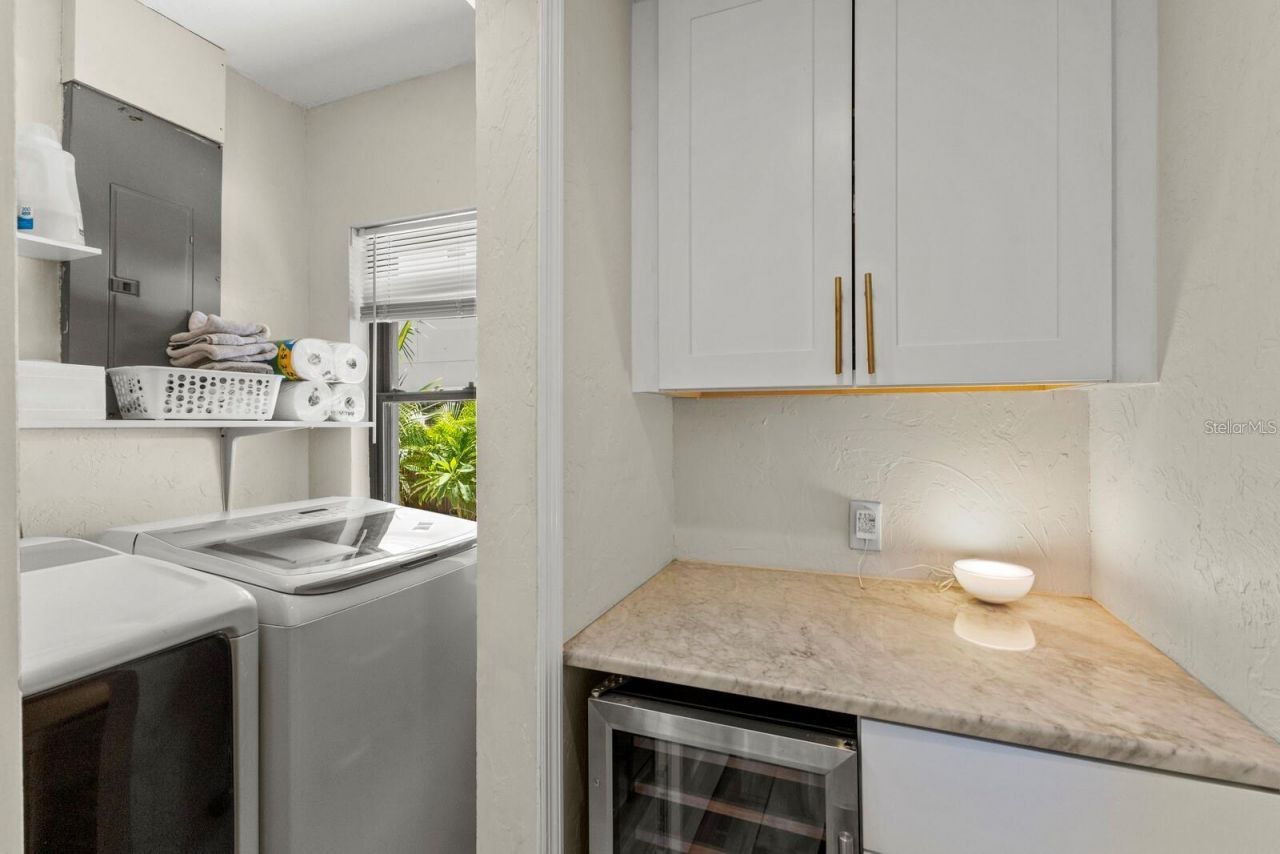 4925 Remington Drive , Sarasota, FL 34234 Photo