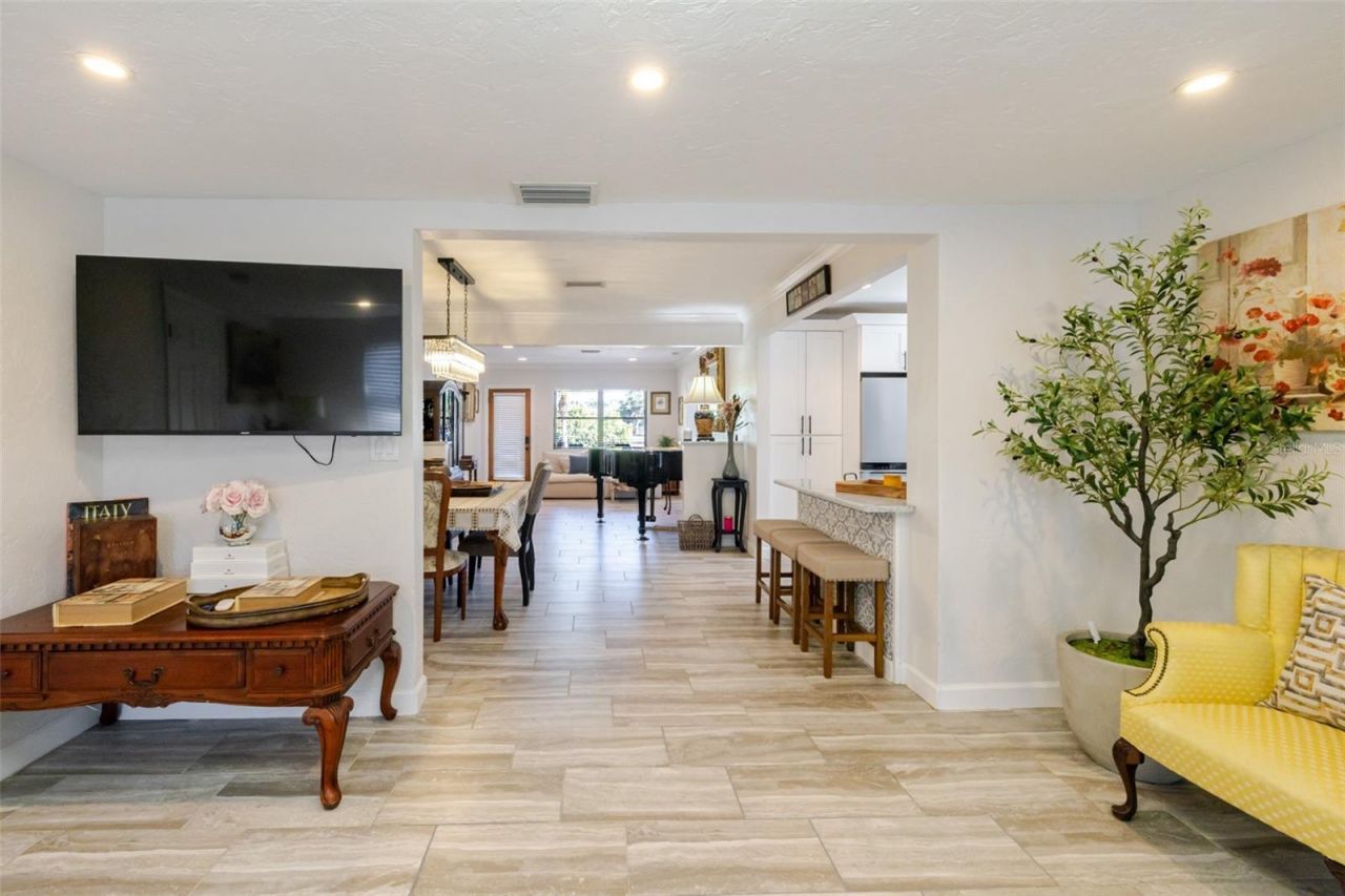 4925 Remington Drive , Sarasota, FL 34234 Photo