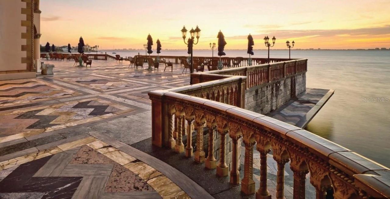 4925 Remington Drive , Sarasota, FL 34234 Photo