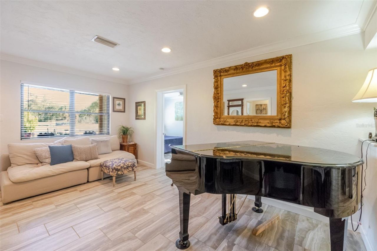 4925 Remington Drive , Sarasota, FL 34234 Photo