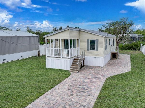 3018 BAYBERRY AVENUE , PUNTA GORDA, FL 33950