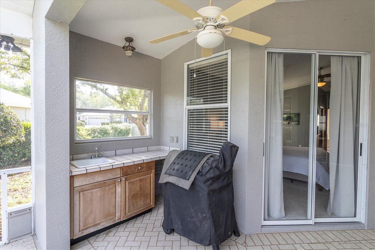 1050 Maravista Drive, Trinity, FL 34655 Photo