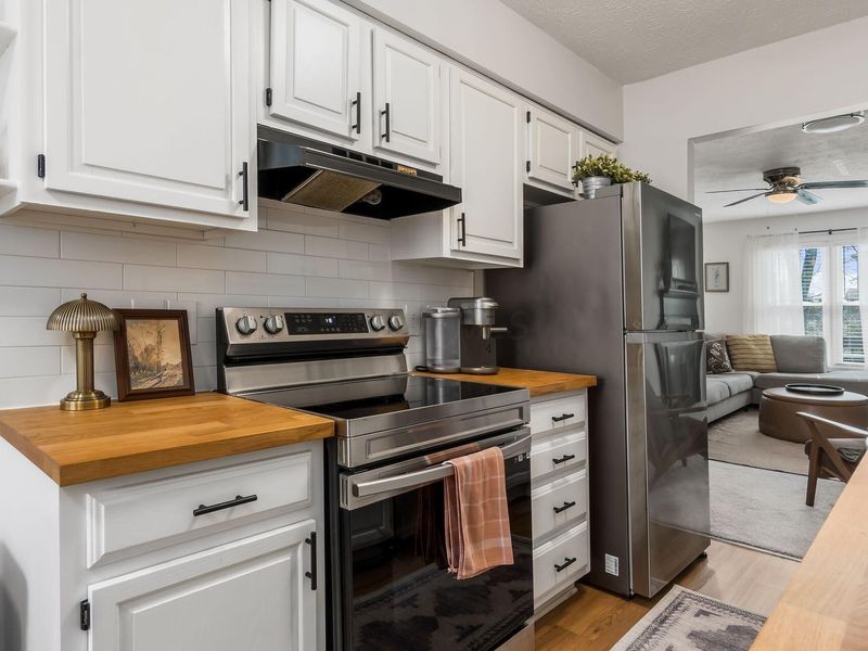 5733 N High Street, Worthington, OH 43085 Photo 17