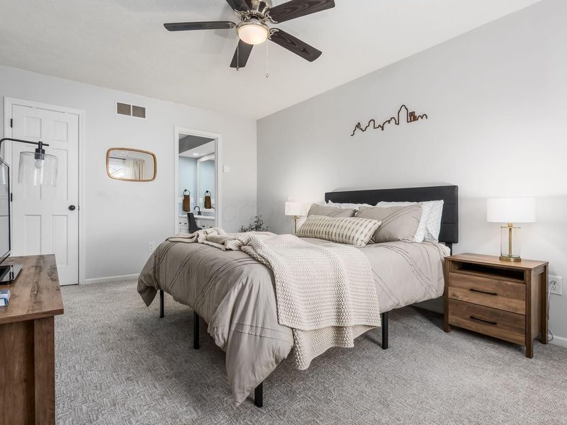 5733 N High Street, Worthington, OH 43085 Photo 27