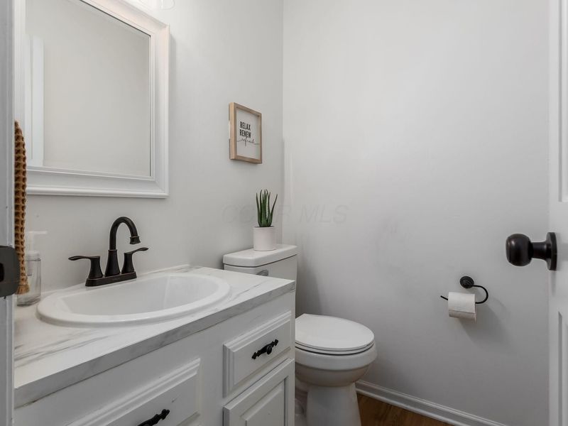 5733 N High Street, Worthington, OH 43085 Photo 7