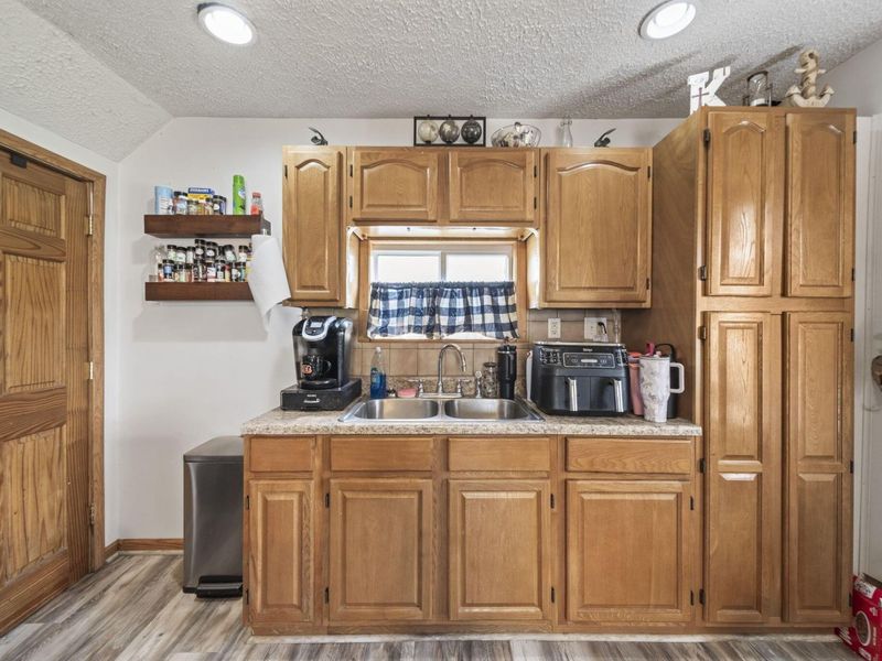 102 N Poplar Street, Chillicothe, OH 45601 Photo 12