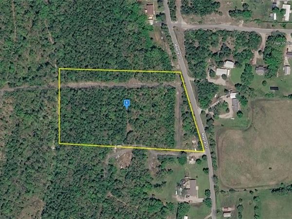 2201 Maple Street, Holts Summit, MO 65672