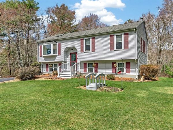 7 Tide Meadows Drive, Berkley, MA 02779