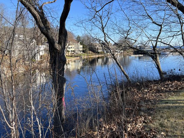 413 Shore Road , Ogunquit, ME 03907