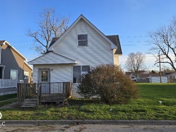 1914 S L Street, Elwood, IN 46036