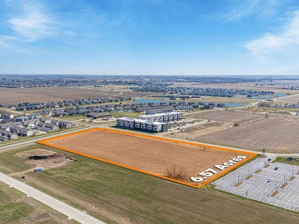 2310 Landon Rd, North Liberty, IA 52317