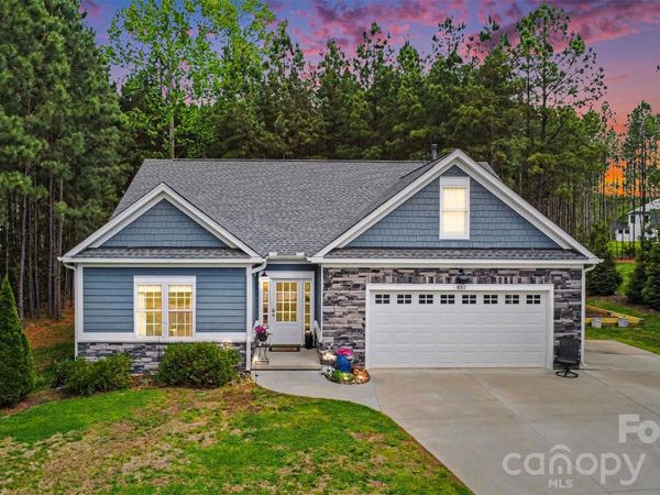 820 Sunset Pointe Drive, Salisbury, NC 28146