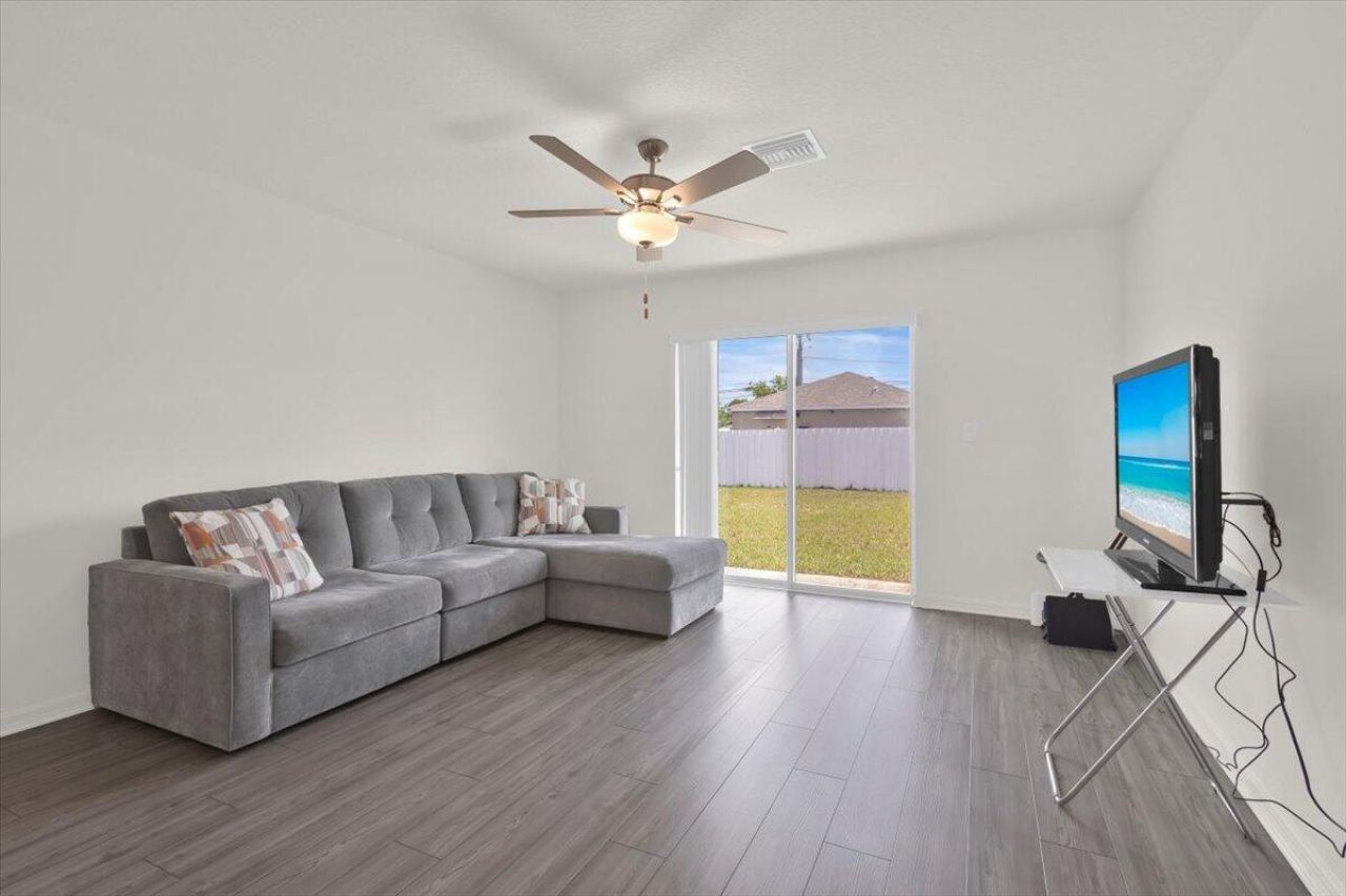 920 SW Castaneda Lane, Port Saint Lucie, FL 34953 Photo