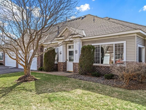 5787 Prairie Ridge Drive, Unit 123, Shoreview, MN 55126