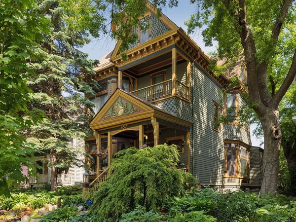 957 Ashland Avenue , Saint Paul, MN 55104