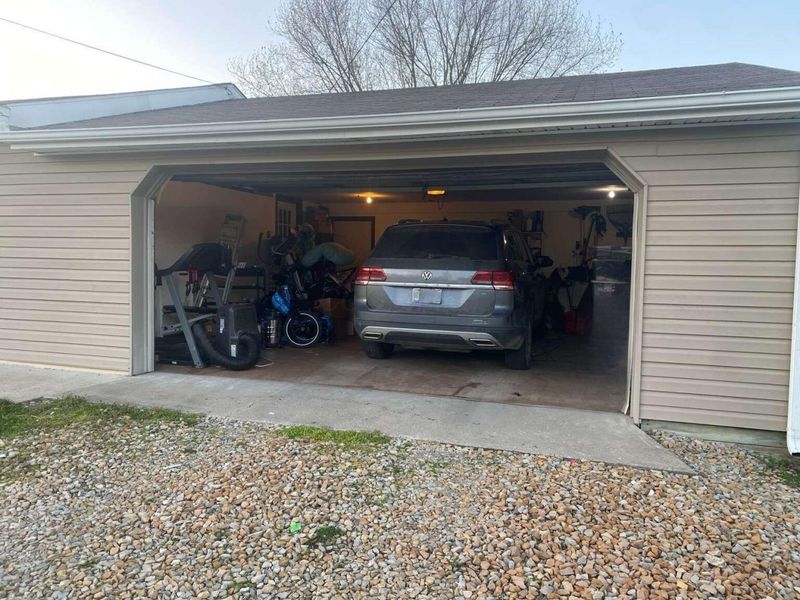 35 Valley View Drive NE, Newark, OH 43055 Photo 12