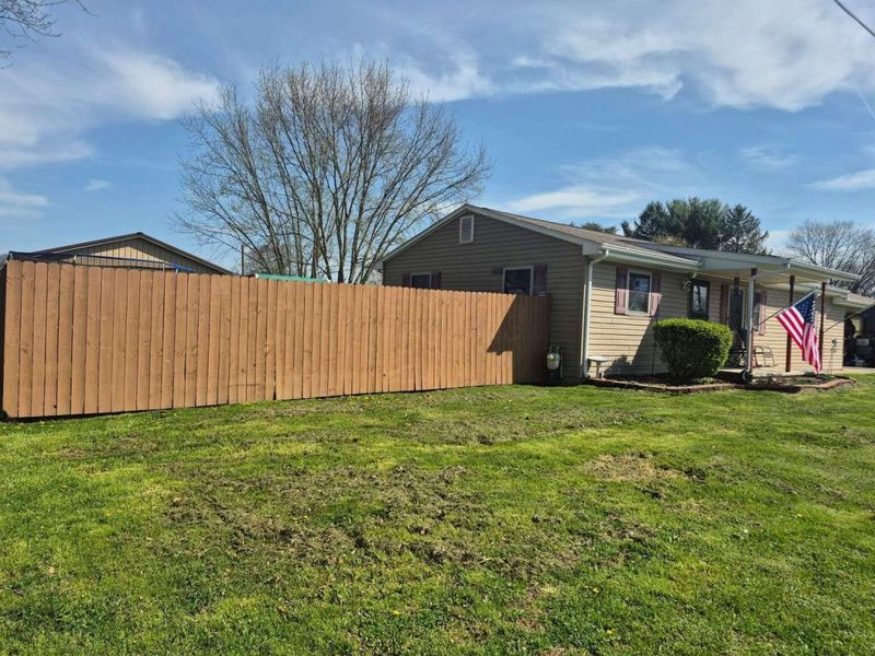 35 Valley View Drive NE, Newark, OH 43055 Photo 2