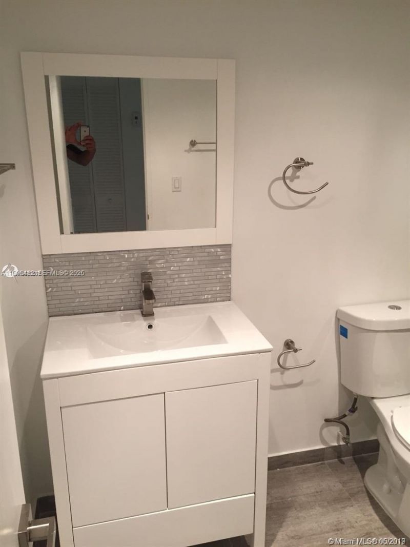 4600 NW 79th Ave, Unit 1B, Doral, FL 33166 Photo