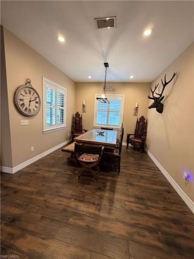 190 2nd St Se, Naples, FL 34117 Photo