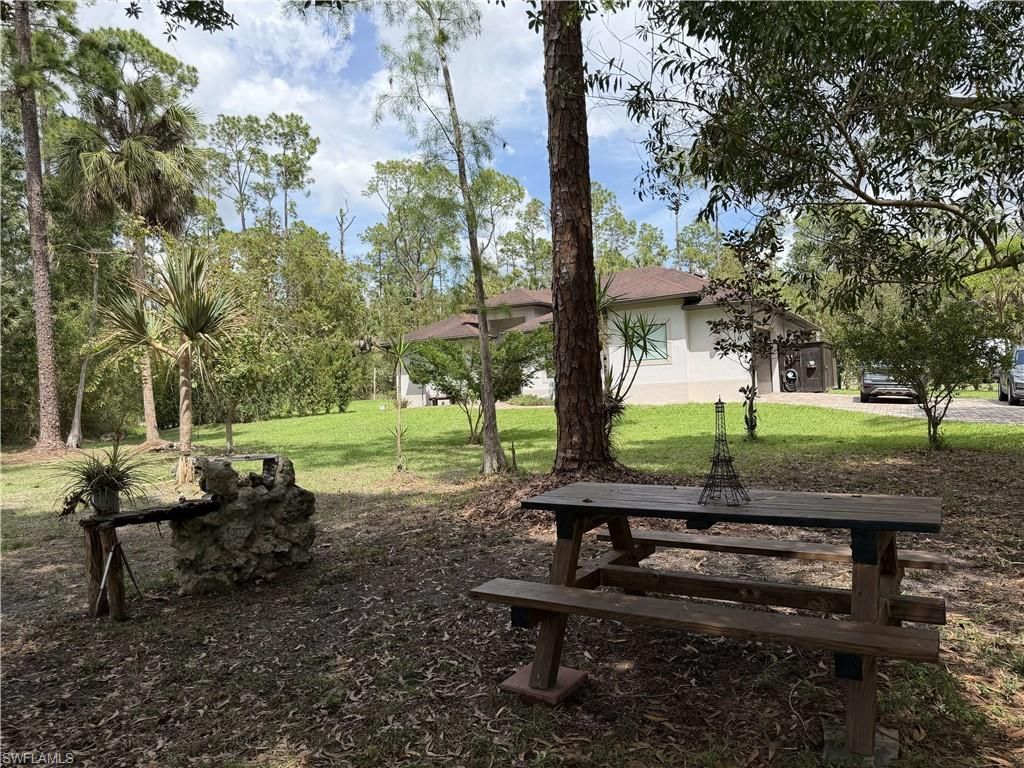 190 2nd St Se, Naples, FL 34117 Photo