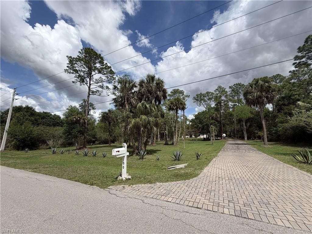 190 2nd St Se, Naples, FL 34117 Photo