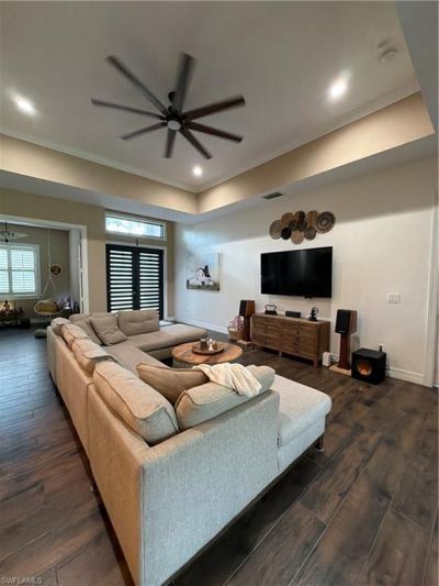 190 2nd St Se, Naples, FL 34117 Photo