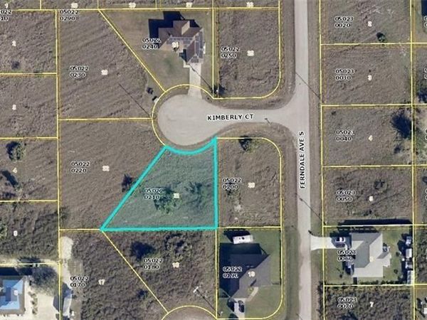 510 Kimberly CT , LEHIGH ACRES, FL 33974