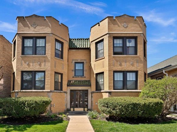 3736 N Whipple Street , Unit 1S, Chicago, IL 60618