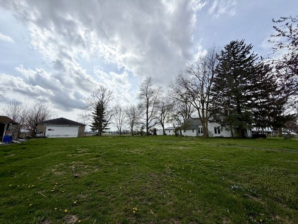 610 W Green Street, Newman, IL 61942