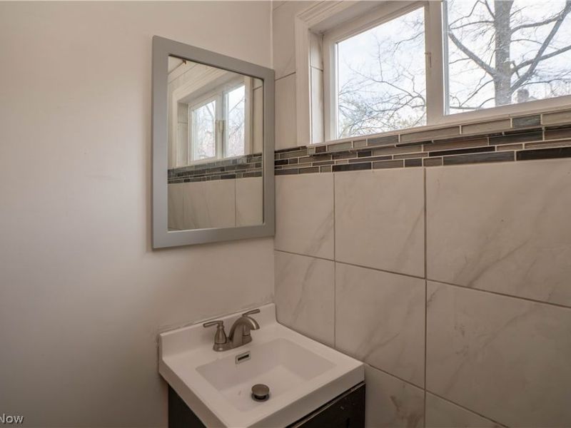 79 Beck Avenue, Akron, OH 44302 Photo 24