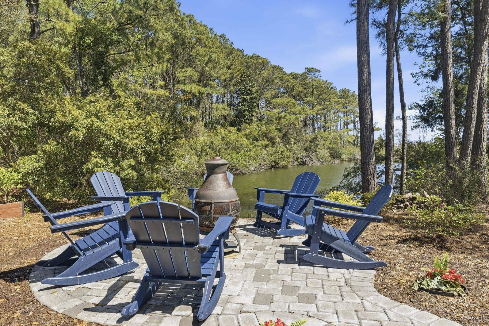 1100 Marsh View Dr. Photo 45