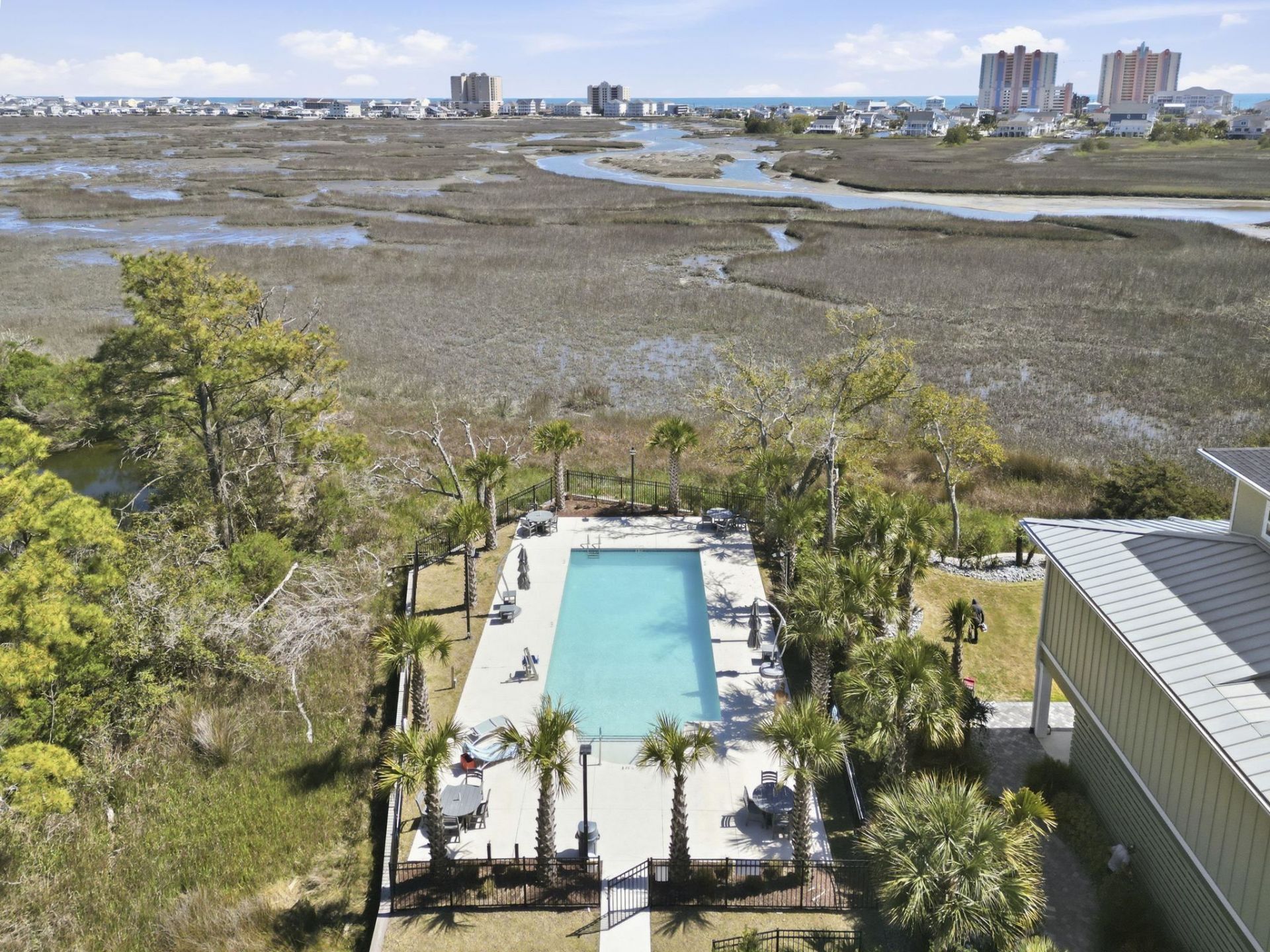 1100 Marsh View Dr. Photo 47