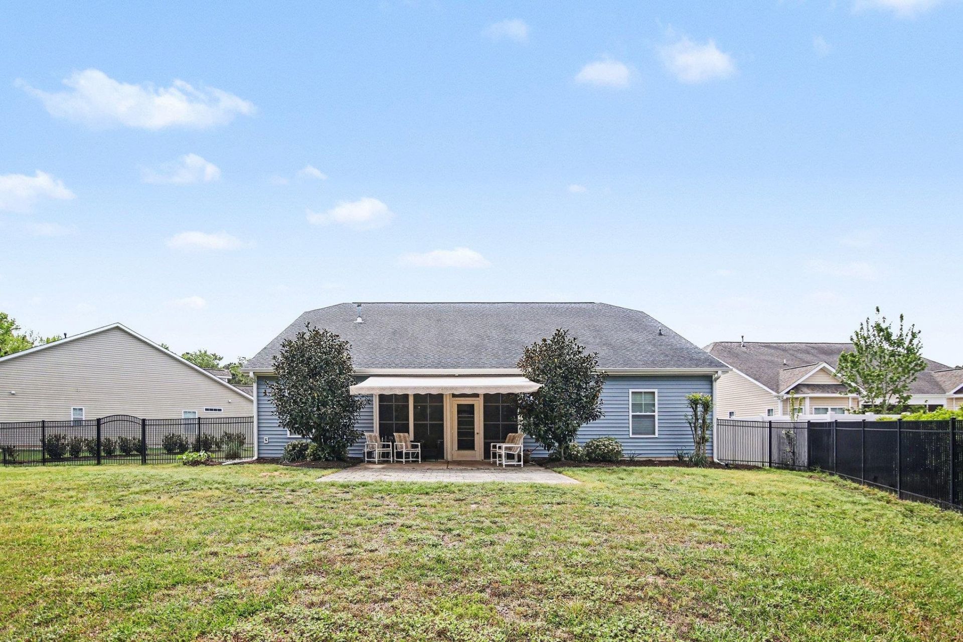 605 Queen Palm Ct.  Photo 30