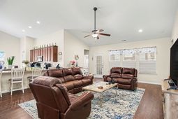 605 Queen Palm Ct.  photo 4