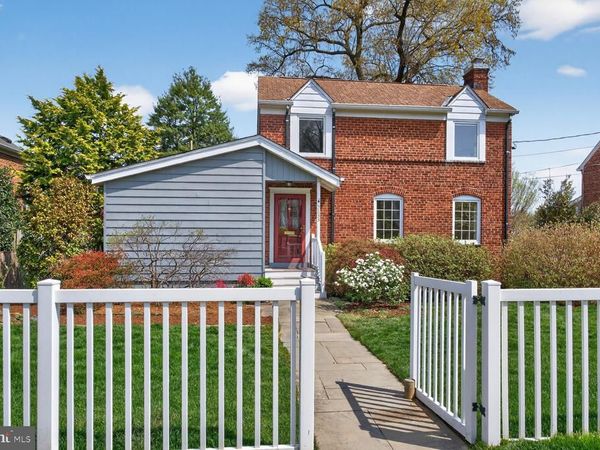 2633 N FLORIDA STREET, ARLINGTON, VA 22207