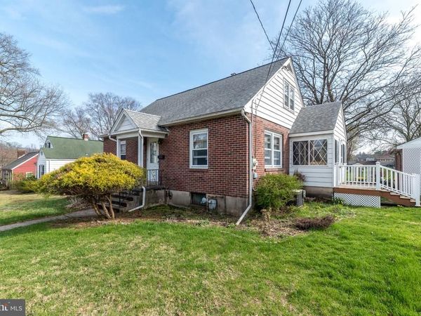 520 THOMAS STREET , COOPERSBURG, PA 18036