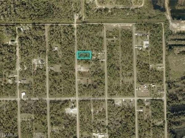 1140 Cummings ST E, LEHIGH ACRES, Fl 33974