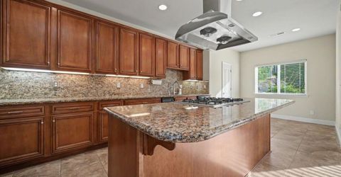 10569 Ridgecrest Dr, Jackson, CA 95642 Photo