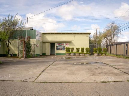 4518 Martin Luther King Jr Blvd, Sacramento, CA 95820 Photo