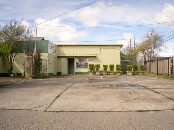 4518 Martin Luther King Jr Blvd, Sacramento, CA 95820