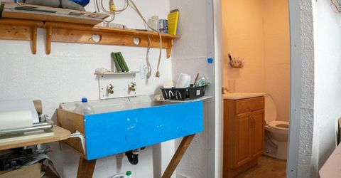 4518 Martin Luther King Jr Blvd, Sacramento, CA 95820 Photo