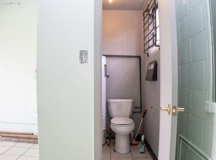 4518 Martin Luther King Jr Blvd, Sacramento, CA 95820 Photo