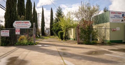 4518 Martin Luther King Jr Blvd, Sacramento, CA 95820 Photo