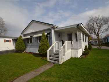 210 Oneida Way, Manchester, NY 14504