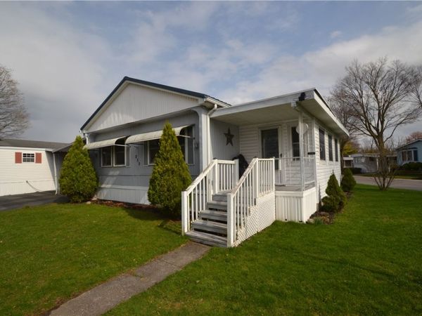 210 Oneida Way, Manchester, NY 14504