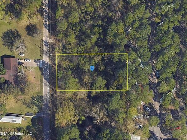 12060 S Oaklawn Lane, Biloxi, MS 39532
