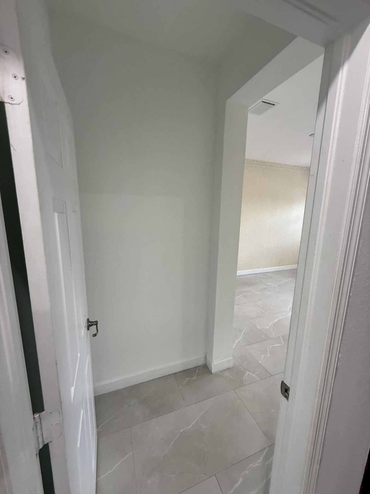 17042 SW 95th Terrace, Miami, FL 33196 Photo