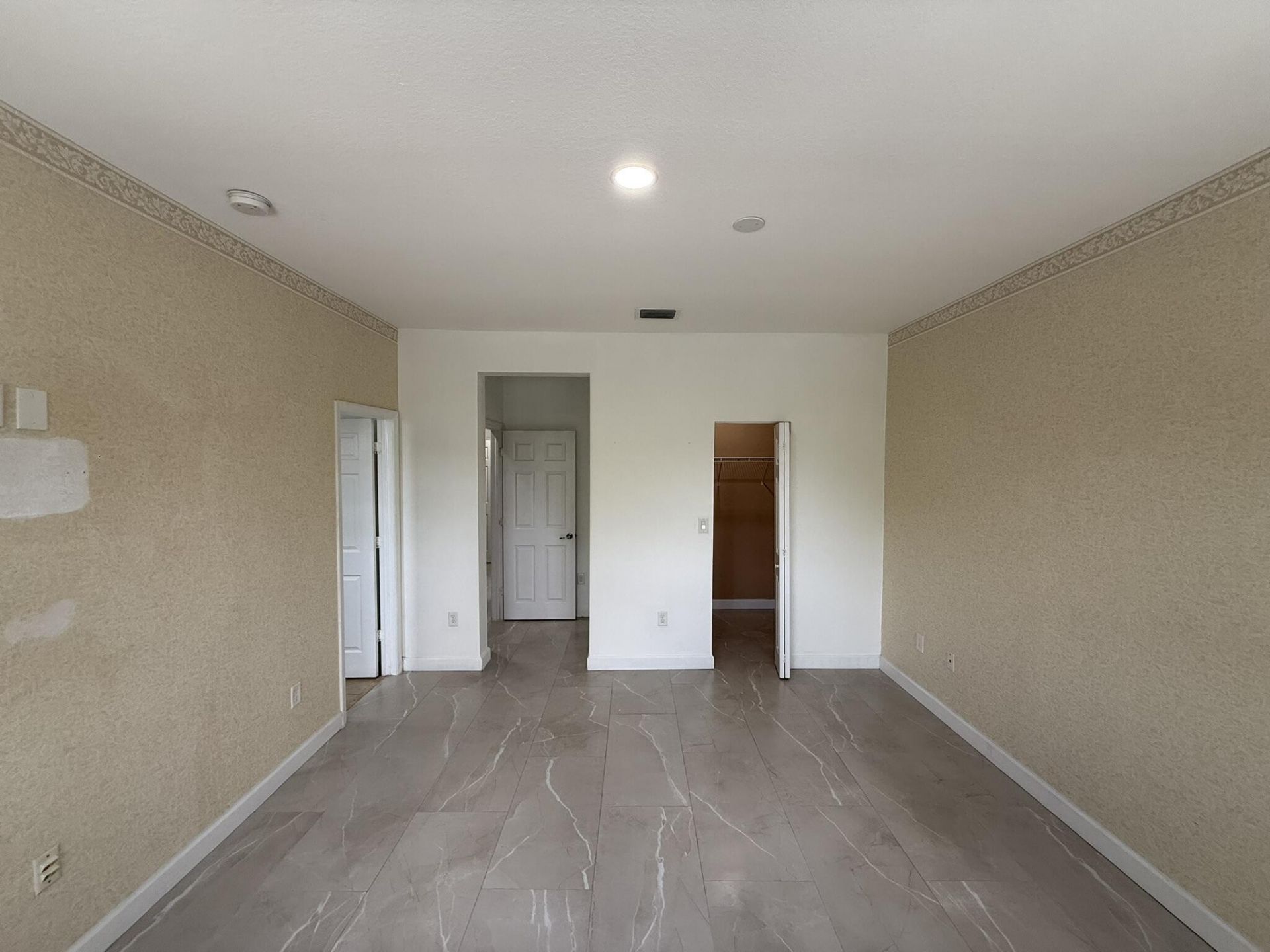 17042 SW 95th Terrace, Miami, FL 33196 Photo